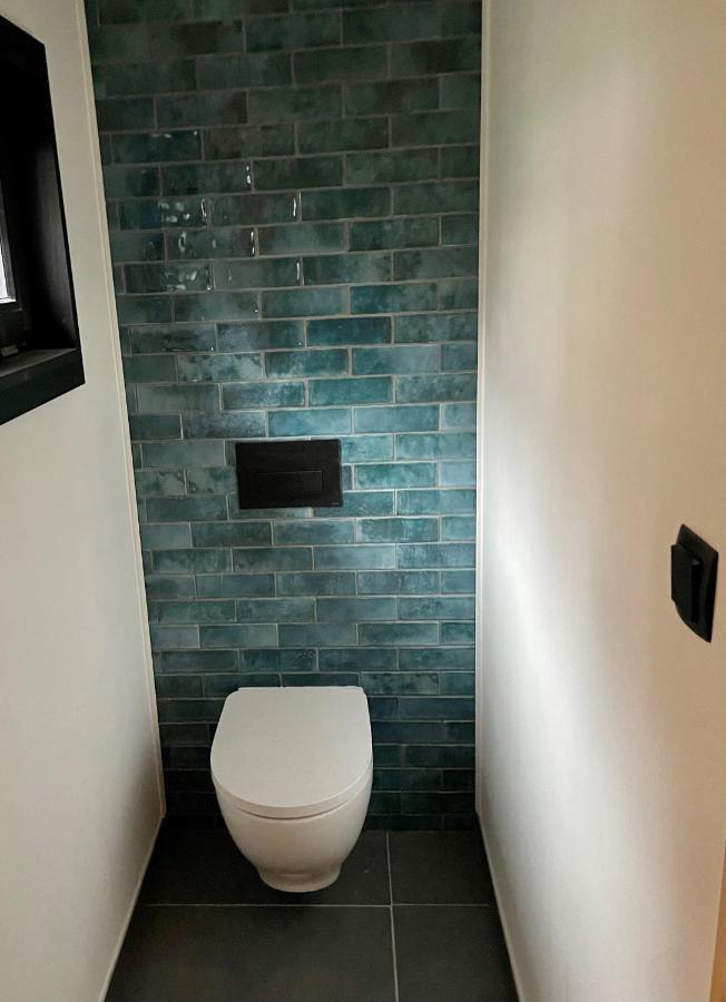Wellness In The Woods - 4P Tinyhouse Met Prive Sauna & Hottub Diessen Luaran gambar